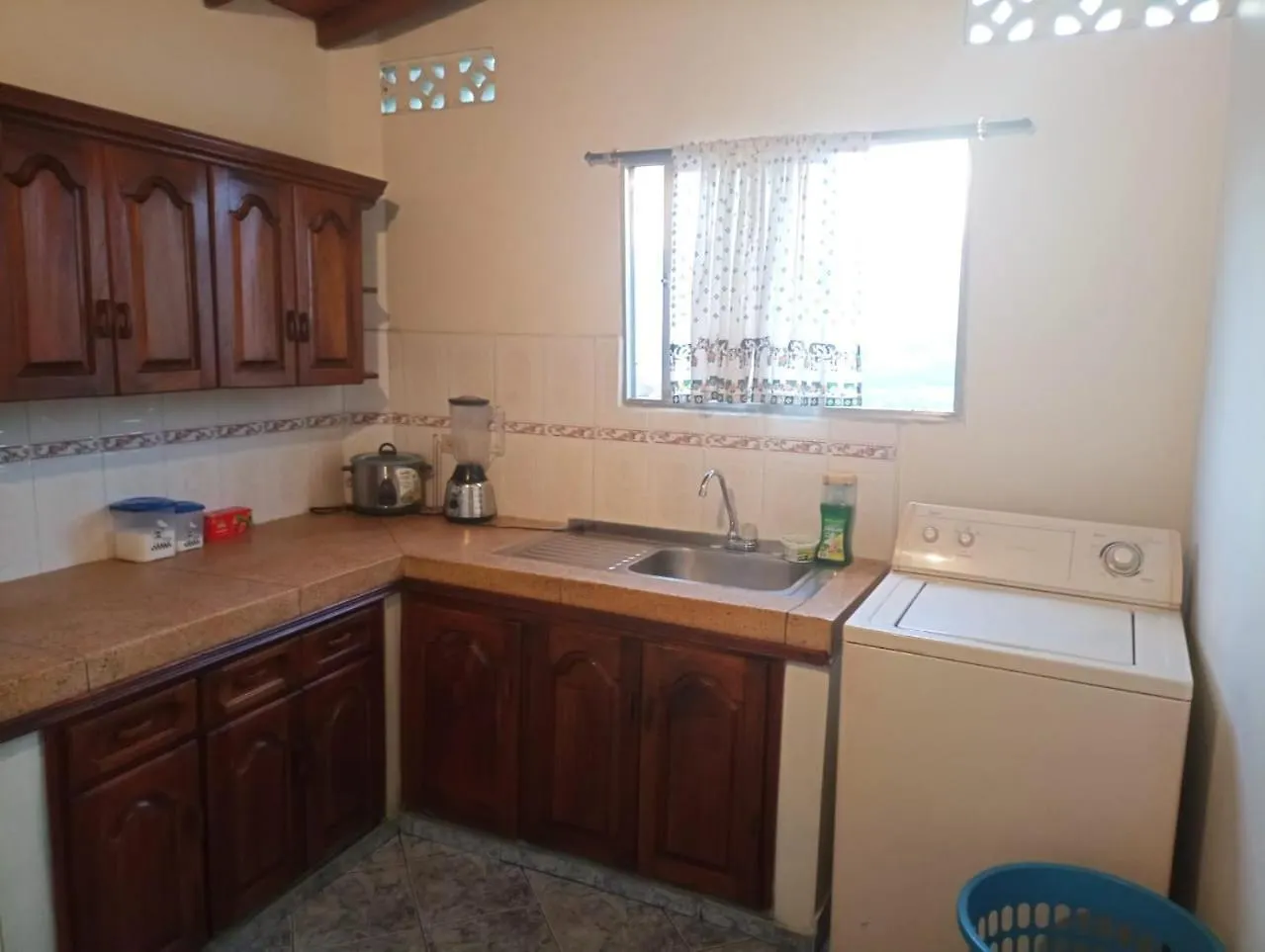 Apartament Comodo Apartamento En Medellín Kolumbia